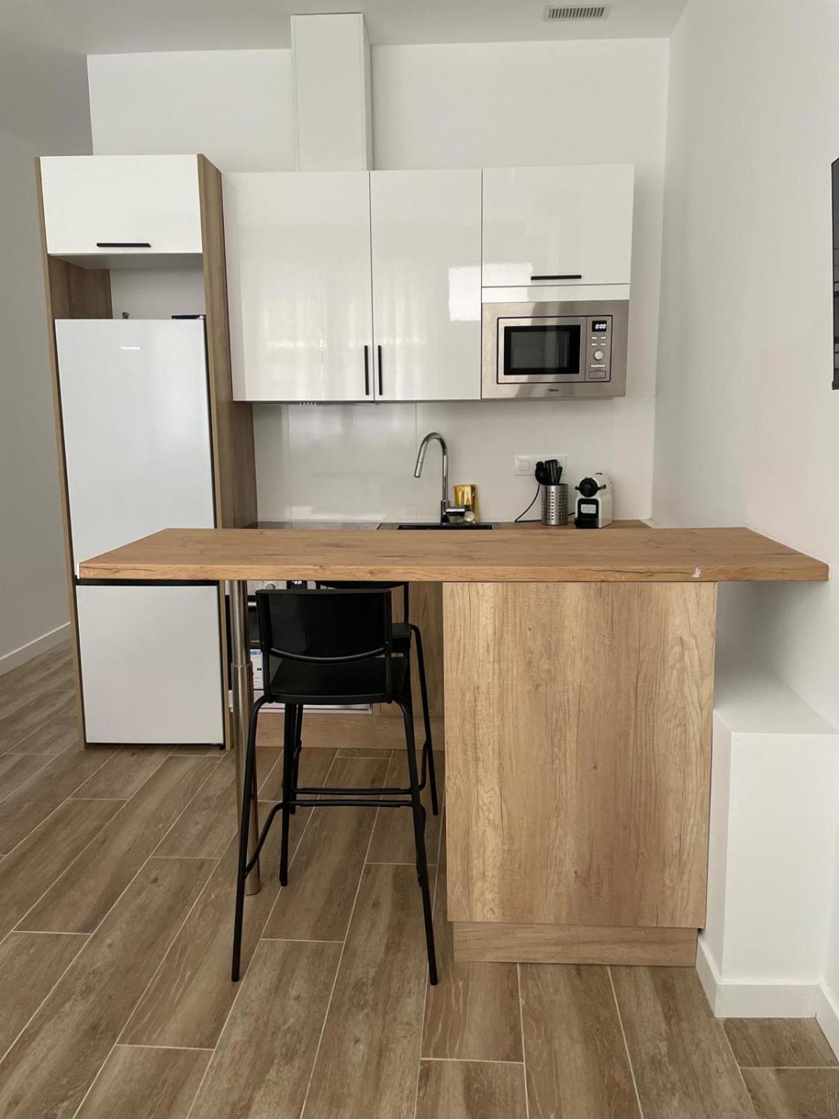 Exyca Metropolitano Appartement Madrid Buitenkant foto