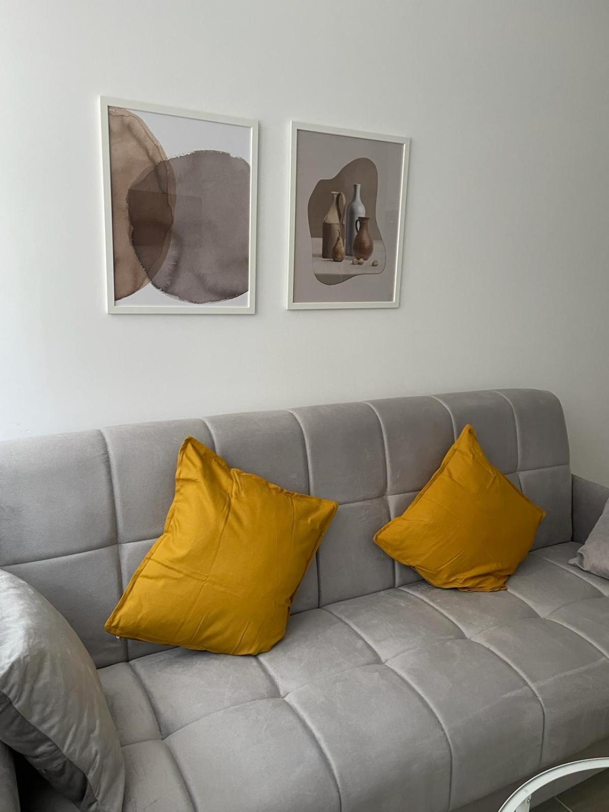 Exyca Metropolitano Appartement Madrid Buitenkant foto
